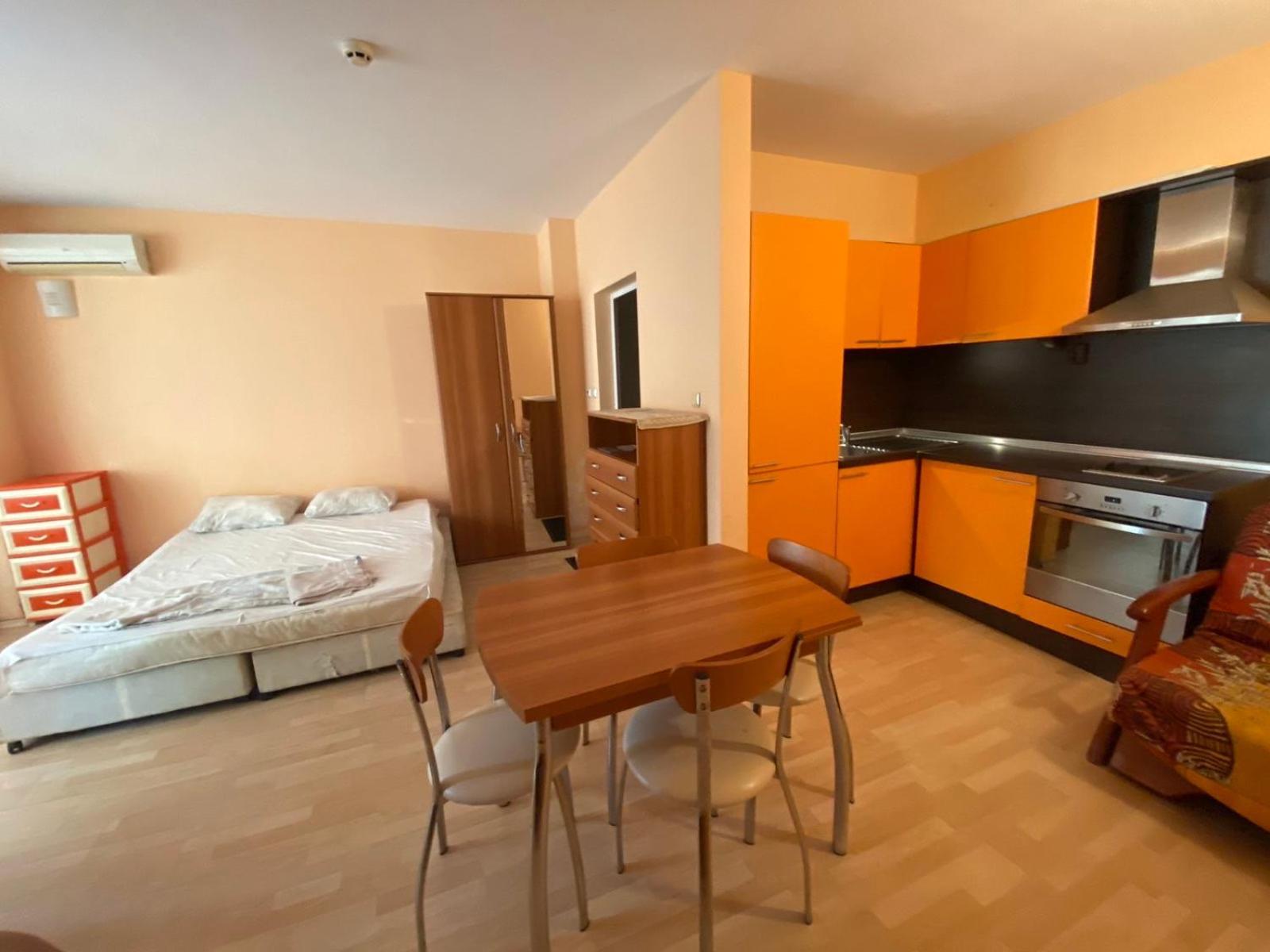 Stella Polaris 1 Apartments Sluneční pobřeží Exteriér fotografie